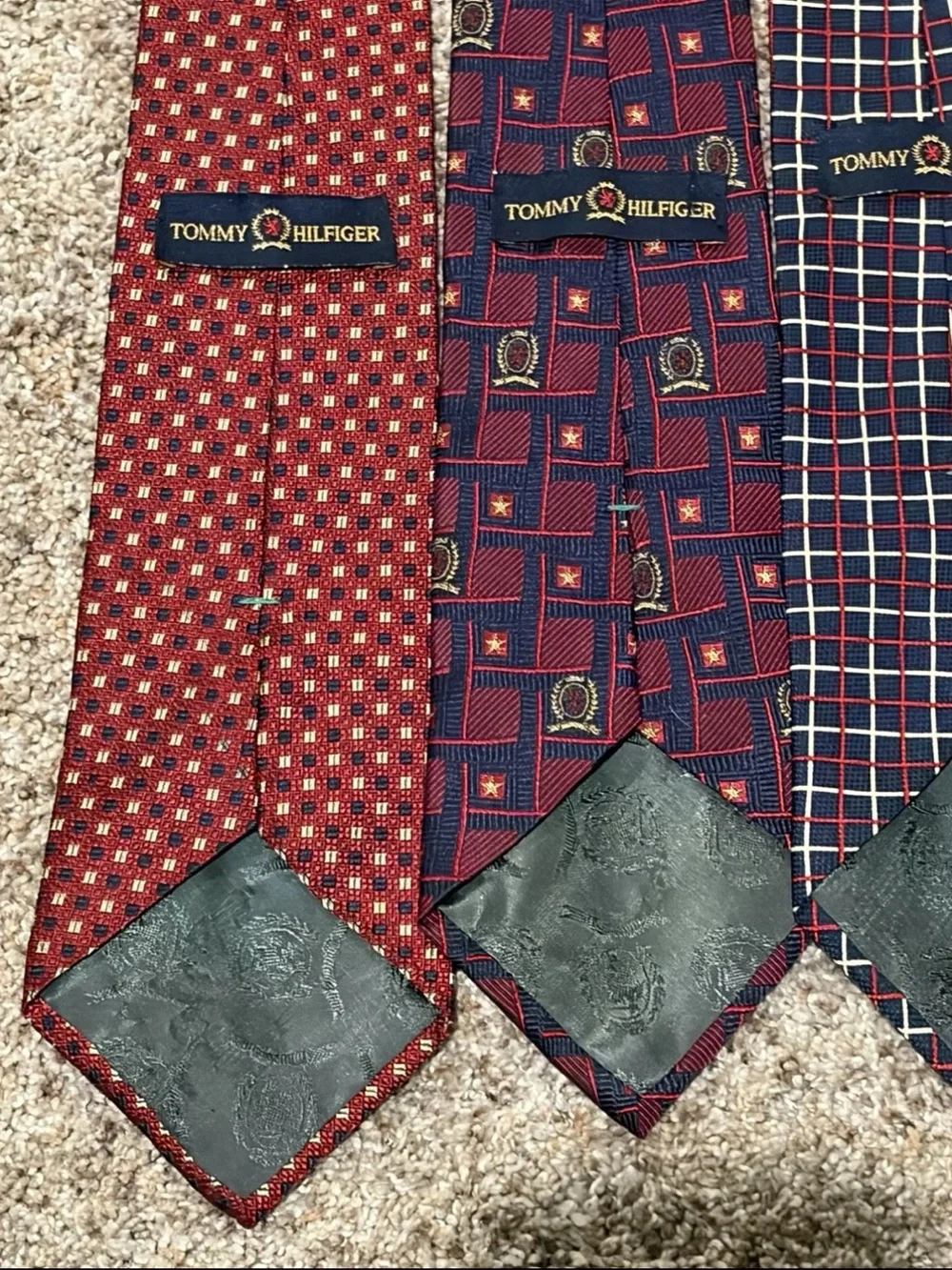 Tommy Hilfiger Necktie Lot Men OS‎ Red Navy Excellent Silk Plaid Geometric 4pc
